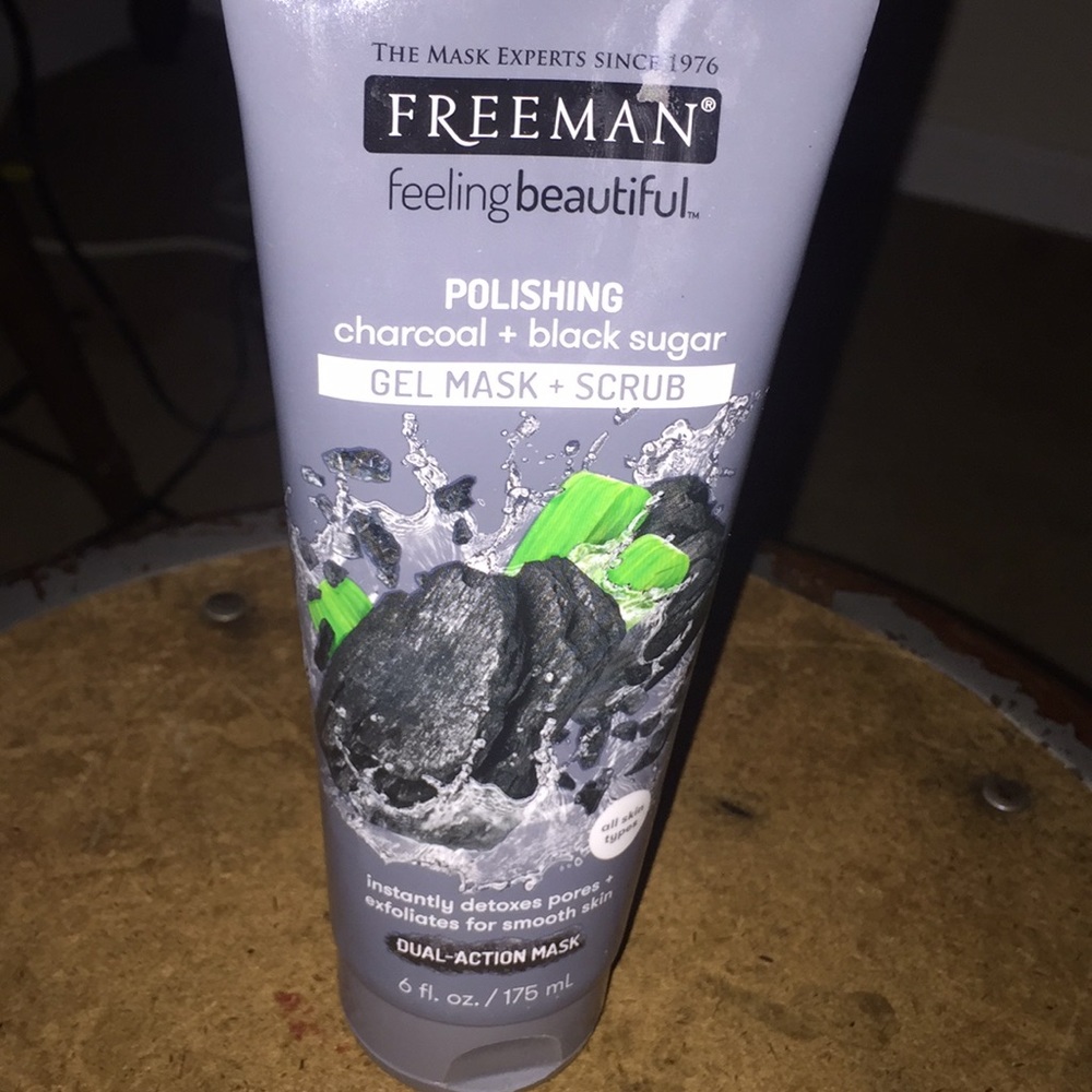 Polishing Charcoal plus Black sugar Gel Mask+Scrub